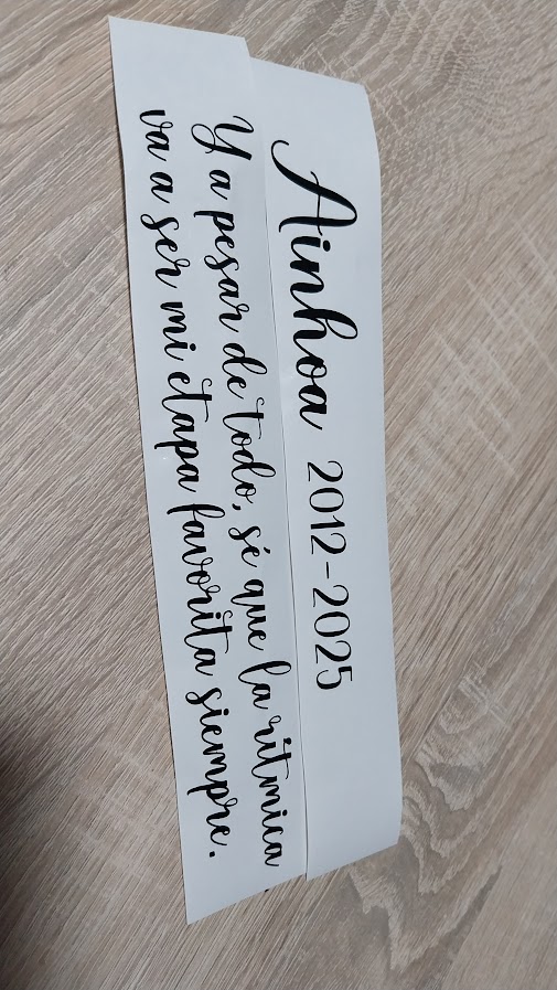 Frase o nombre en vinilo adhesivo para aro gimnasia rítmica - Imagen 4