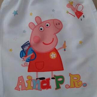 Mochila con cuerdas y bolsillo interior