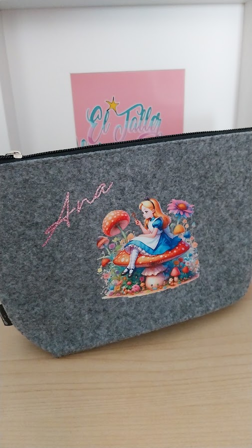 Neceser Fieltro personalizado Alicia en el Pais de las Maravillas
